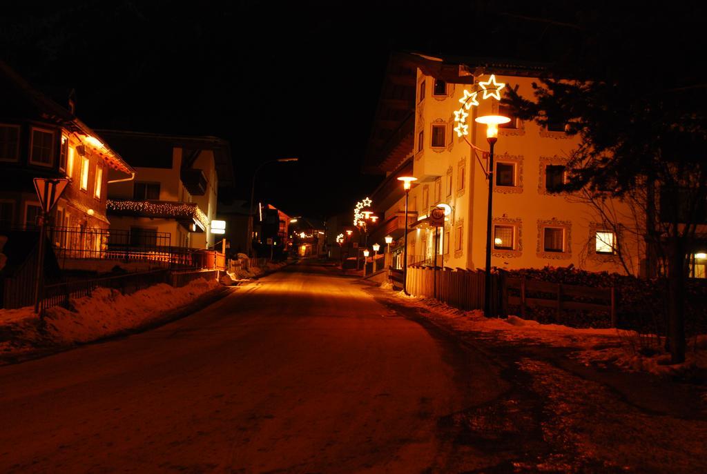 Hotel Haus Dorfschmied Flirsch Zewnętrze zdjęcie
