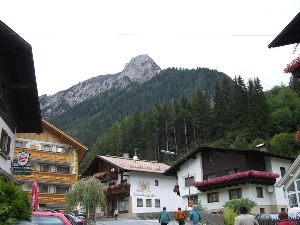 Hotel Haus Dorfschmied Flirsch Zewnętrze zdjęcie