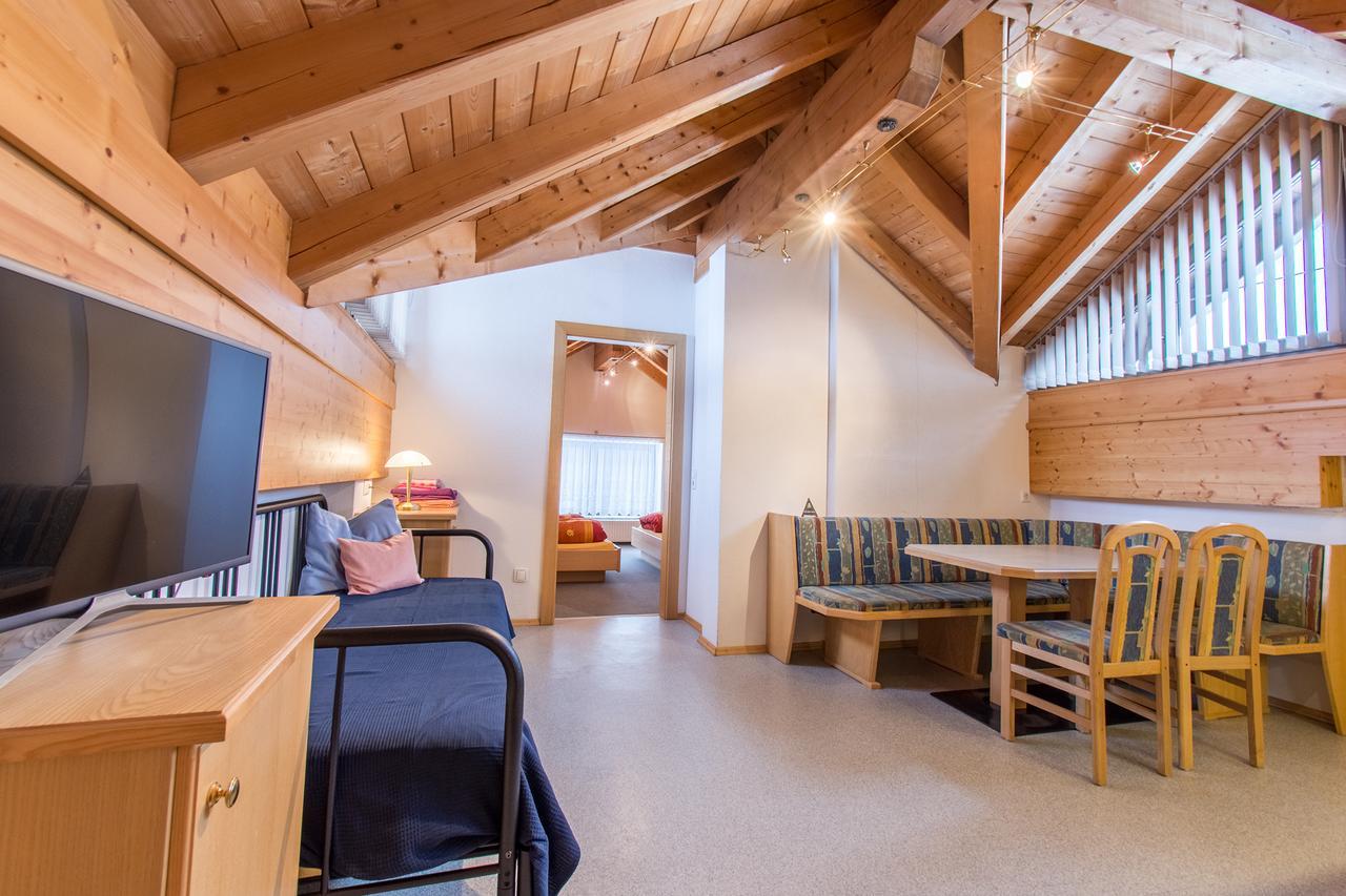 Hotel Haus Dorfschmied Flirsch Zewnętrze zdjęcie