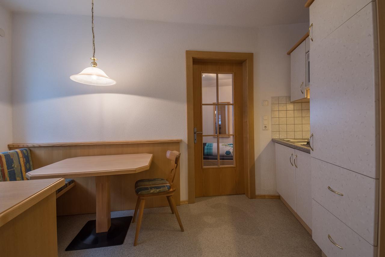 Hotel Haus Dorfschmied Flirsch Zewnętrze zdjęcie
