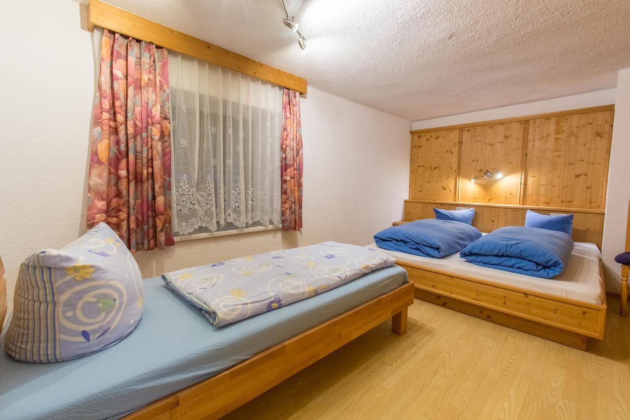 Hotel Haus Dorfschmied Flirsch Zewnętrze zdjęcie